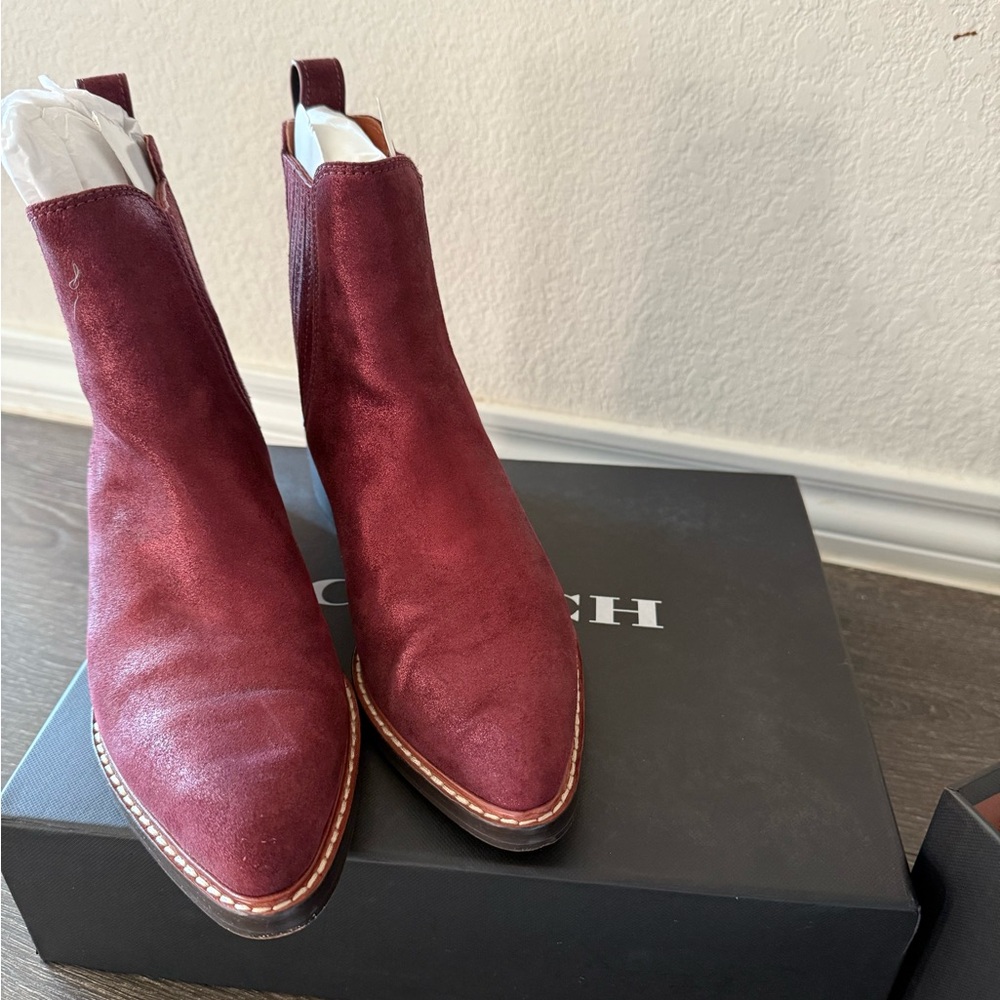 Coach bowery Wine Red Suede Ankle Booties